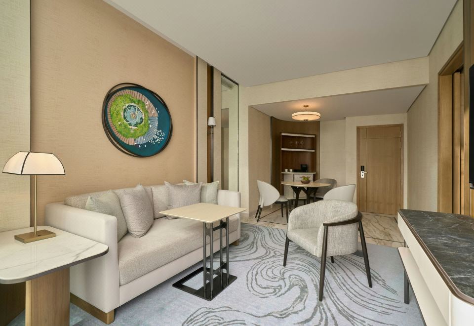 Sheraton Saigon Grand Opera HotelClub Lounge Access, Suite, 1 King, Grand Opera Tower