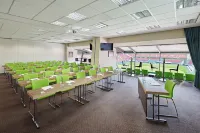 The Curve Hotel BayArena