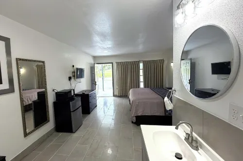 Friendship Inn Near Golf Course Ocala FL