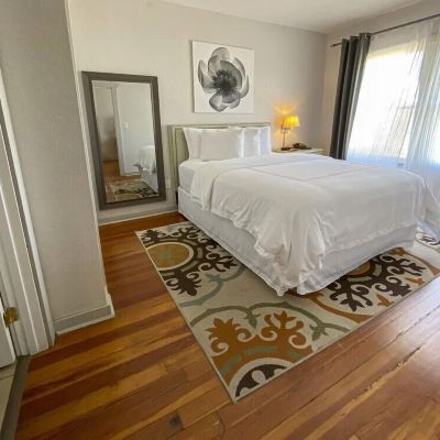 Junior Queen Suite With Sofa Bed Artisan Downtown Promo Code
