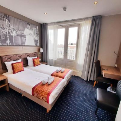 Small Double or Twin Room Hotel Washington Promo Code