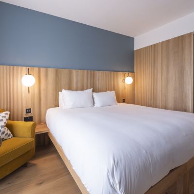Double Room Mollie's Motel & Diner Promo Code
