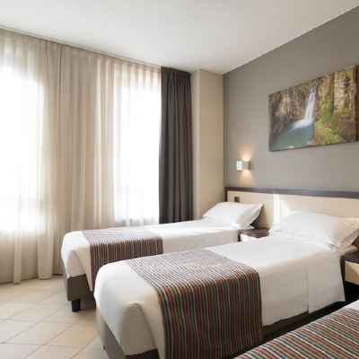 Triple Room, Multiple Beds Hotel Spinelli Promo Code
