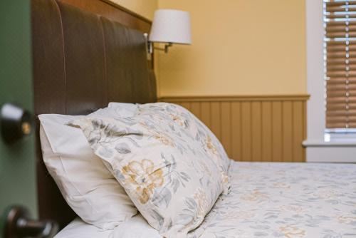 豪华大床间 - 带私人浴室