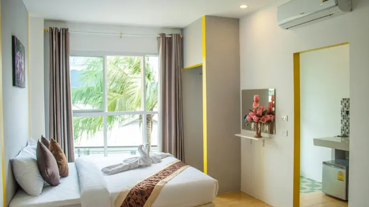 The Sunflower Holiday Hostel 外観