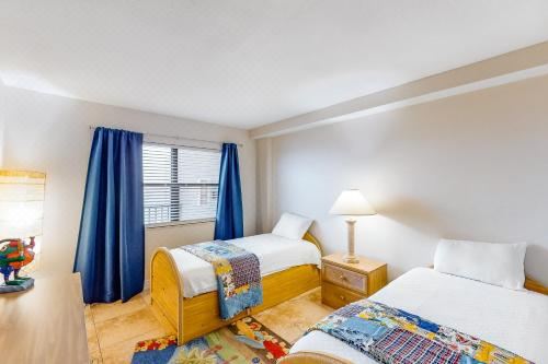 Emerald Surf 502 Two-Bedroom Apartment