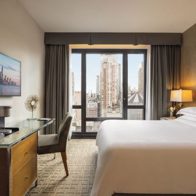 Executive King Room Executive Hotel le Soleil New York Promo Code