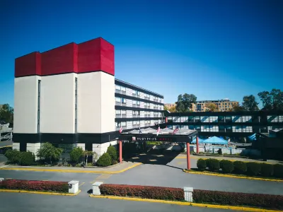 Hotel Ruby Foo's Hotels in 
