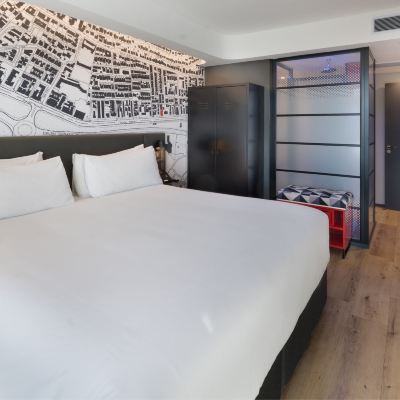 Executive Suite Anew Hotel Green Point Promo Code