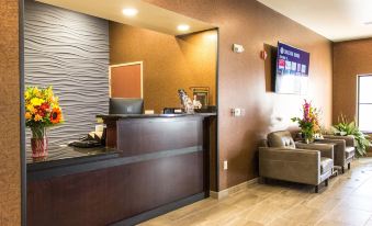 Cobblestone Hotel & Suites - Chippewa Falls - Housity