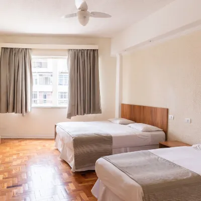 Hotel Rojas All Suite Hotels near Campos Eliseos