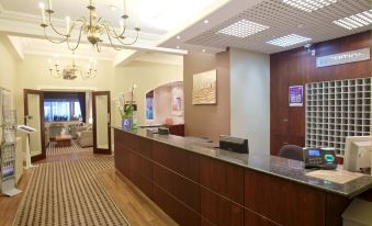 Sandbanks Hotel - Housity