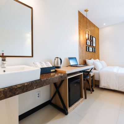 디럭스 더블룸 부티크 호텔 XYM 평택 쿠폰