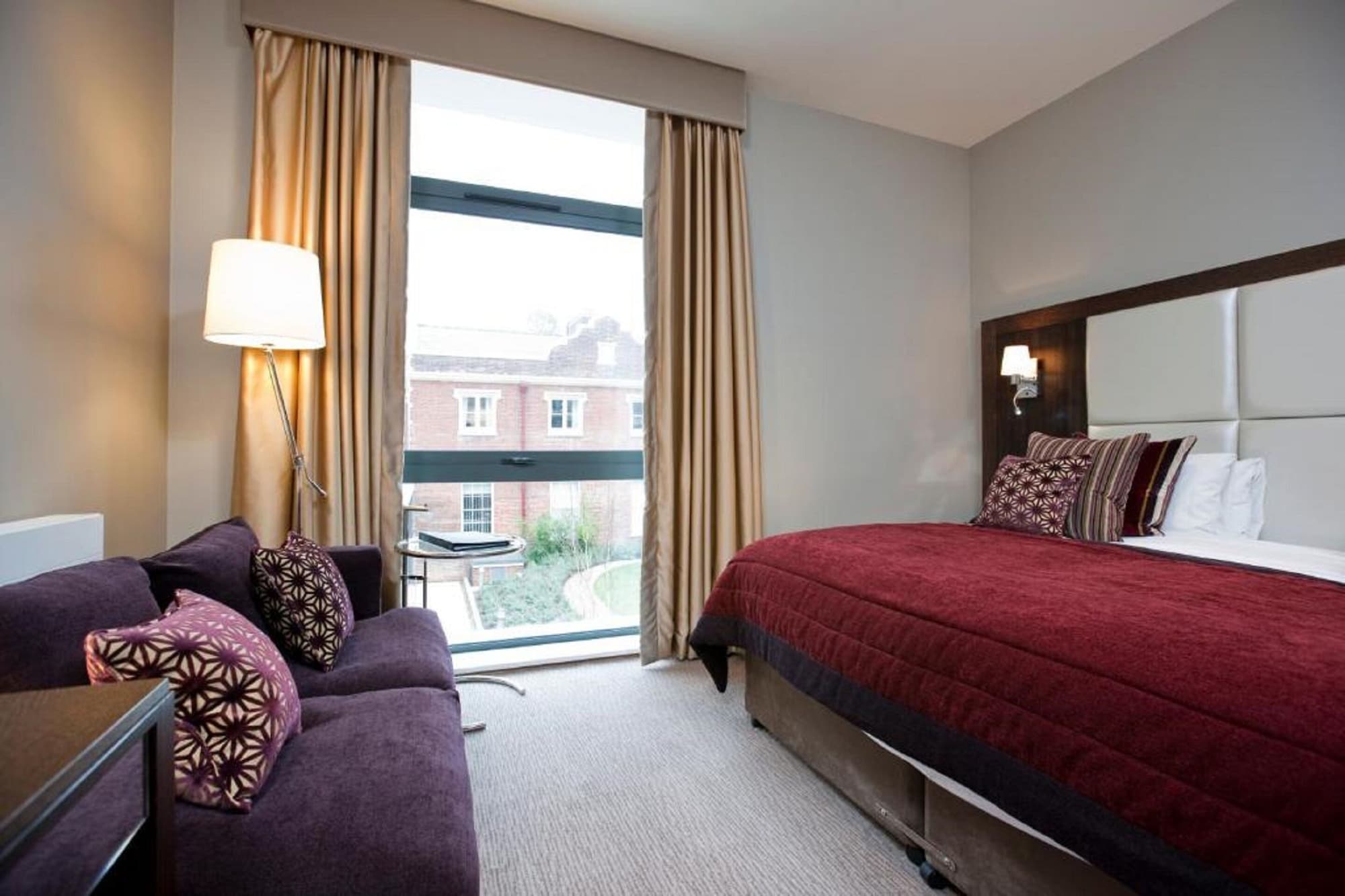 Wivenhoe House Hotel高级房带阳台