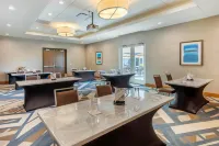 Holiday Inn Express Bettendorf - Davenport NE by IHG