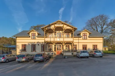 Ronneby Brunnspark Vandrarhem Och B&B Hotel di 