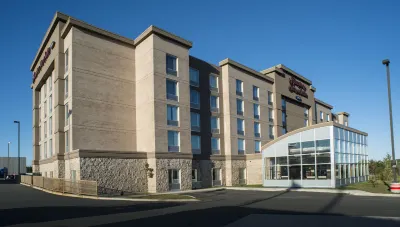 Hampton Inn & Suites by Hilton St. John's Airport Ξενοδοχεία στην πόλη 