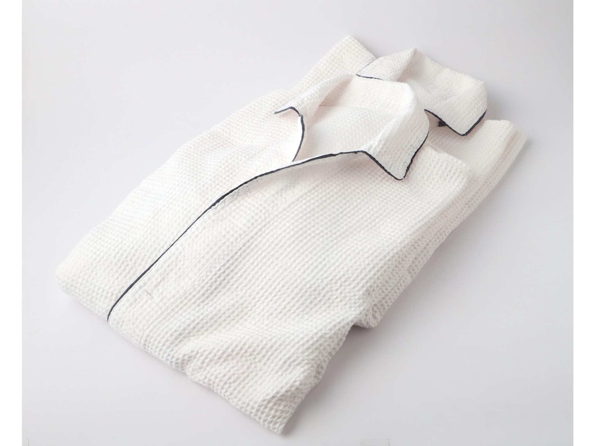 标准大床房（禁烟）