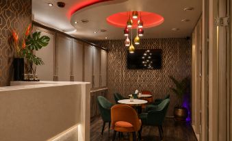 London Court Hotel - Housity
