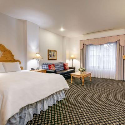 Grand Room, 2 Queen Beds (Mountain Grand Lodge) Boyne Mountain Resort Promo Code