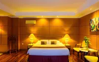 Royal Senyiur Hotel