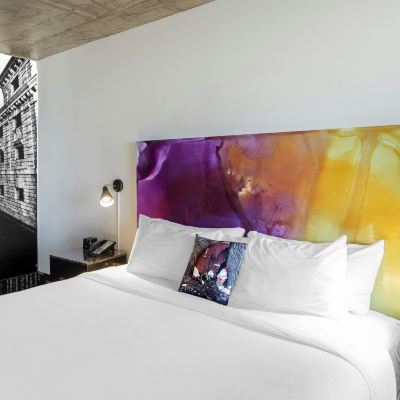 Corner King Room with Roll-in Shower-Mobility Accessible Lorenzo Hotel Promo Code