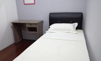 Single Room with AC, Central Accomodation