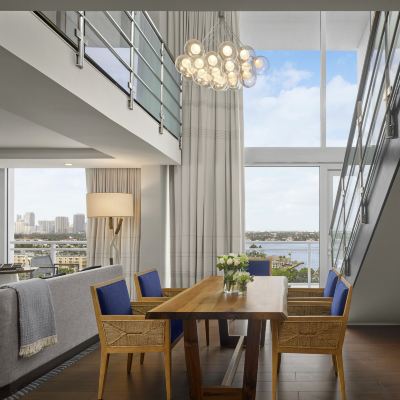 水景兩層樓特大床套房 勞德代爾堡碼頭希爾頓酒店優惠