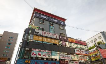 Jungangdong Business Hotel Hue