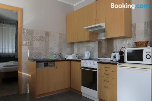 一卧室公寓（带阳台）