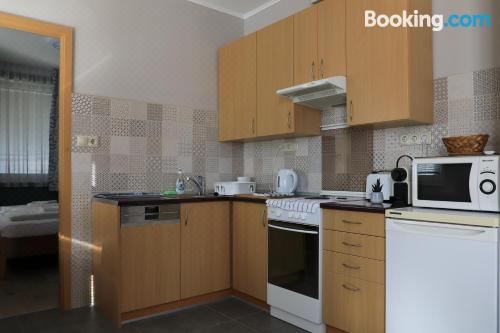 一卧室公寓（带阳台）