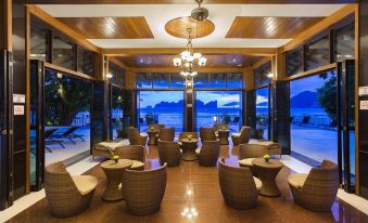 Phi Phi Long Beach Resort & Villa-Sha Extra Plus
