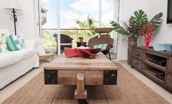 Apartaments at Cadaques Caribe - Housity