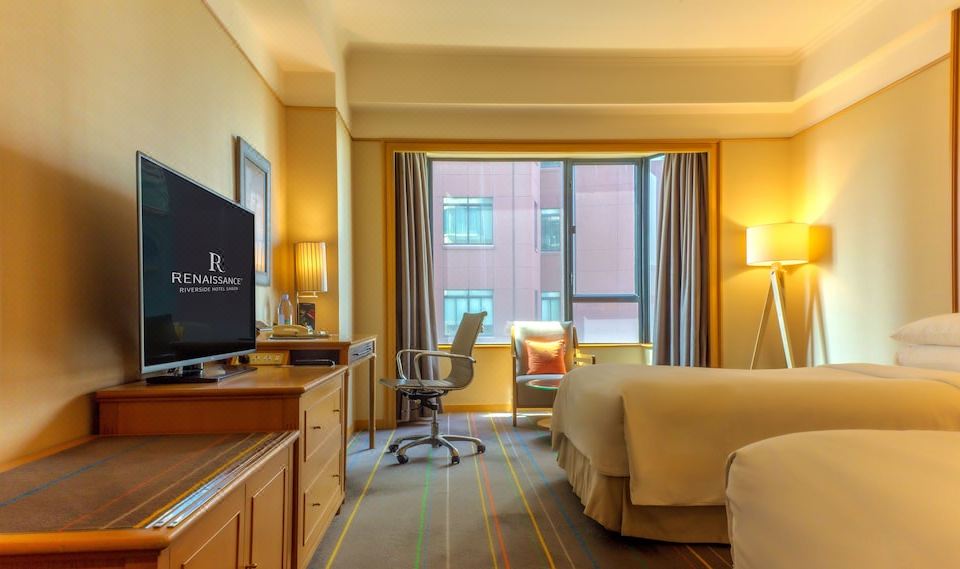 Renaissance Riverside Hotel SaigonDeluxe King Room with City View