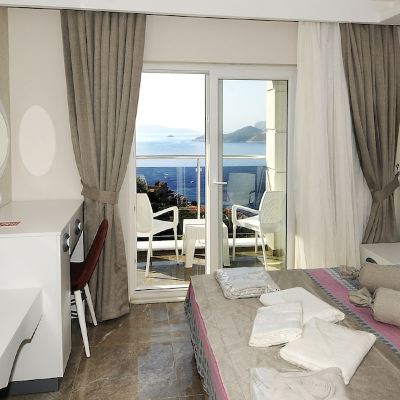 Accessible Standard Room with Sea View