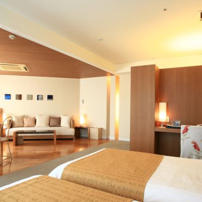 ジュニアスイート ザ・ビーチタワー沖縄 クーポン