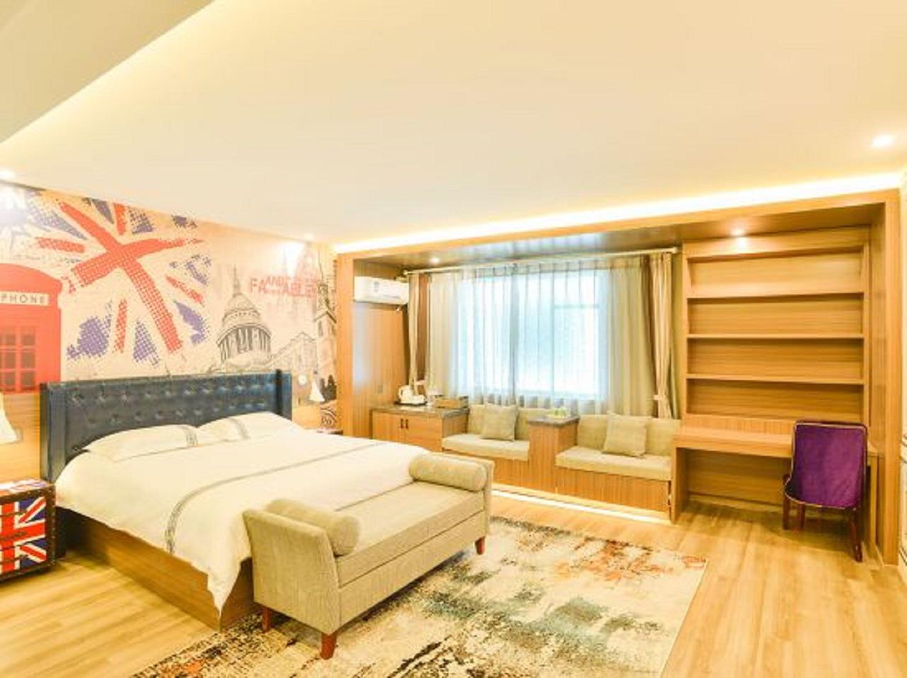 花园尊享大床房