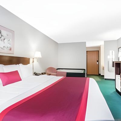 King Room - Non-Smoking Ramada Worldwide Promo Code