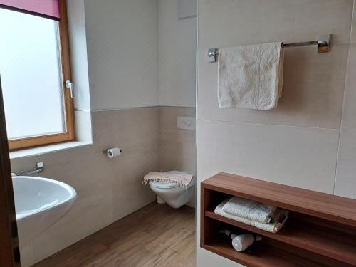 Brunnerhof Double Room with Mountain View