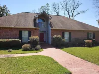 GULF COAST LODGINGS. Hotels in Diamondhead