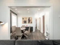 3 miles to B Ball, 5 min walk to Downtown! Stocked Kitchen, AC, WiFi, W/D فنادق في أونيونتا