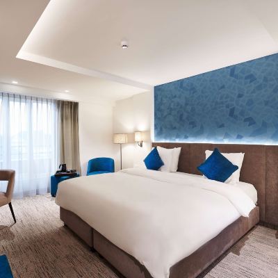 Junior King Suite With Jetted Tub-Non-Smoking Keizershof Hotel Promo Code