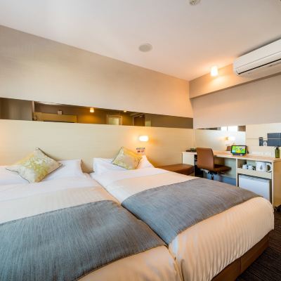 ハリウッドスタンダードツインルームダブルルーム(禁煙) スーパーホテルPremier武蔵小杉駅前 クーポン