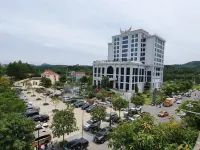 Muong Thanh Holiday Con Cuong Hotel Ξενοδοχεία στην πόλη 