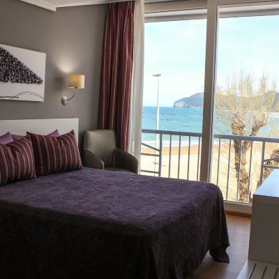 Double or Twin Room with Sea View Hotel Las Olas Promo Code