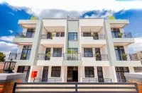 Bright Hotel and apartement