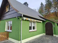 Vacation home Hirschturmblick- Cozy vacation home with terrace and playground