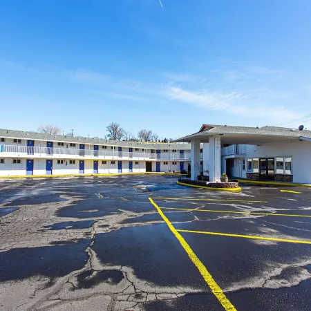 Motel 6 Pendleton, or - West