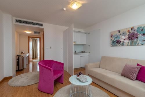 一卧室公寓（带阳台）