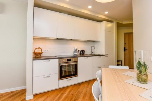 Irklo Apartamentai su Vaizdu ? jūr? Apartment with Sea View